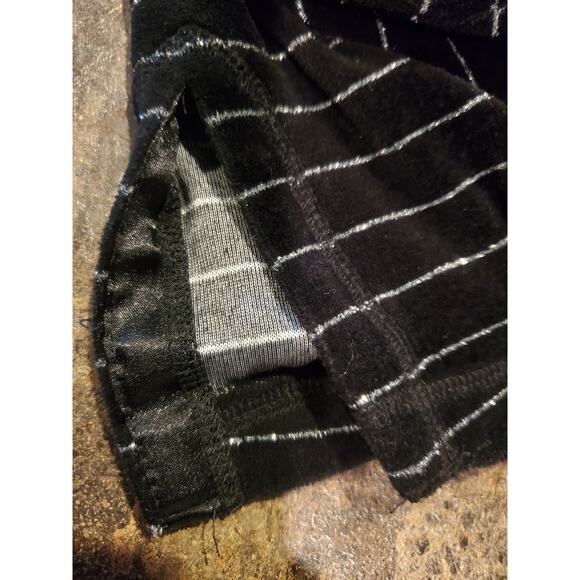 White Stag Velour Top Womens Sz L‎ Black Silver Metallic Long Sleeve - Picture 5 of 5